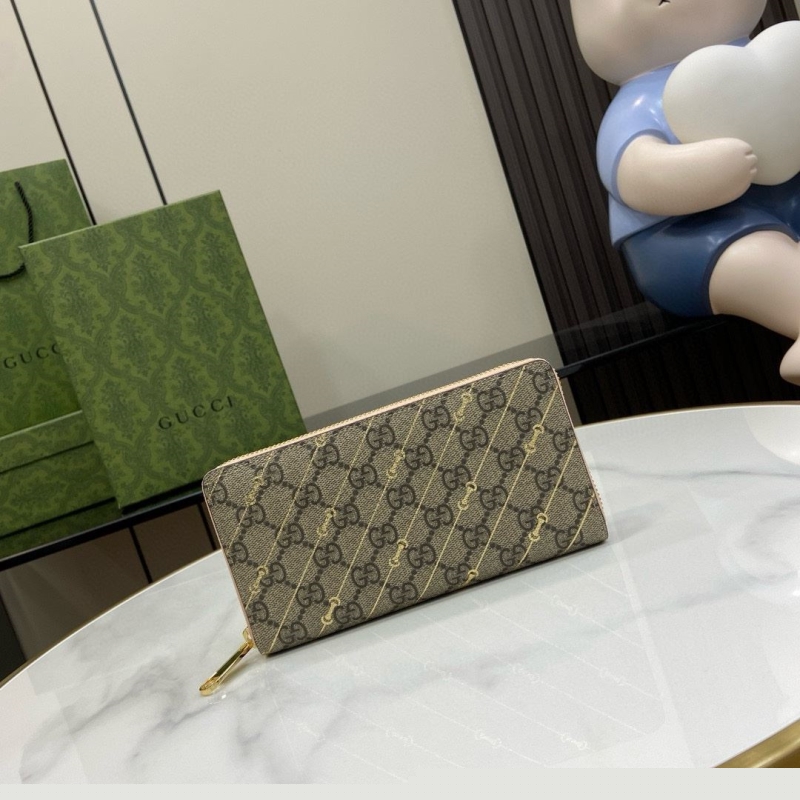 G*u*i wallets & purse